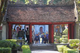 组图：文庙-国子监为促进河内旅游业发展做出积极贡献