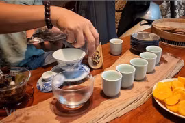 ‘秋天交响曲’- 充满越南传统风味的茶叶