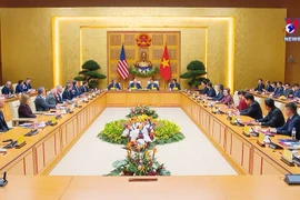 越南政府总理与美总统出席越美投资与改革创新高级别会议