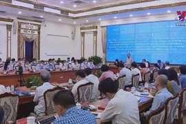 阮春福主席：胡志明市要确保重新开放过程的可持续性