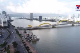 ​ 岘港市接待游客人数已达到 2019 年的水平