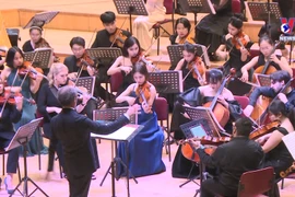 世界青年交响乐团首次赴越南演出