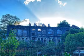 组图：左泙古老的修道院：沙巴山脉时间停留之地