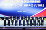 东盟各国和东帝汶领导人签署《东盟2045：我们共同的未来》吉隆坡宣言。图自越通社
