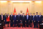 阮春胜会见古巴大使罗杰里奥·波兰科·富恩特斯一行。图自越通社