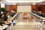 越中两国最高人民法院举行座谈。图自越通社