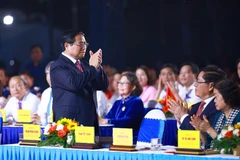 越南政府总理范明政出席"昆岛-越南意志的壮歌"文艺晚会 图自越通社