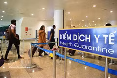 旅客通过内排国际机场入境越南。图自政府门户网站 