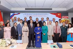 与会代表合影 图自越通社