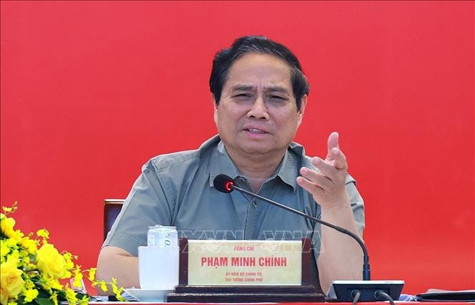 政府总理范明政视察调研胡志明市境内各项目面临的难题处理情况。图自越通社