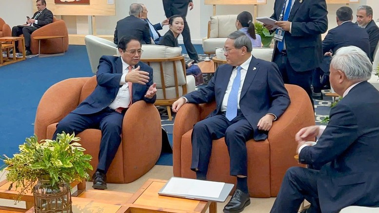 越南政府总理范明政会见中国国务院总理李强。图自互联网