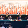 越共中央总书记、国家主席苏林与中共中央总书记、国家主席习近平共同见证两个各部门合作文件的签署。图自越通社