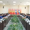 越共中央书记处常务书记陈锦秀与老挝人民革命党中央书记处常务书记维莱·拉坎丰举行会谈。图自越通社