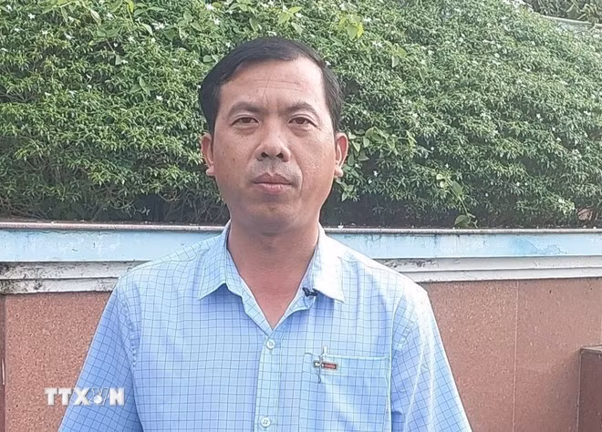 gop-y-du-thao-van-kien-can-bo-dang-vien-va-nhan-dan-tinh-ca-mau-08-2.jpg