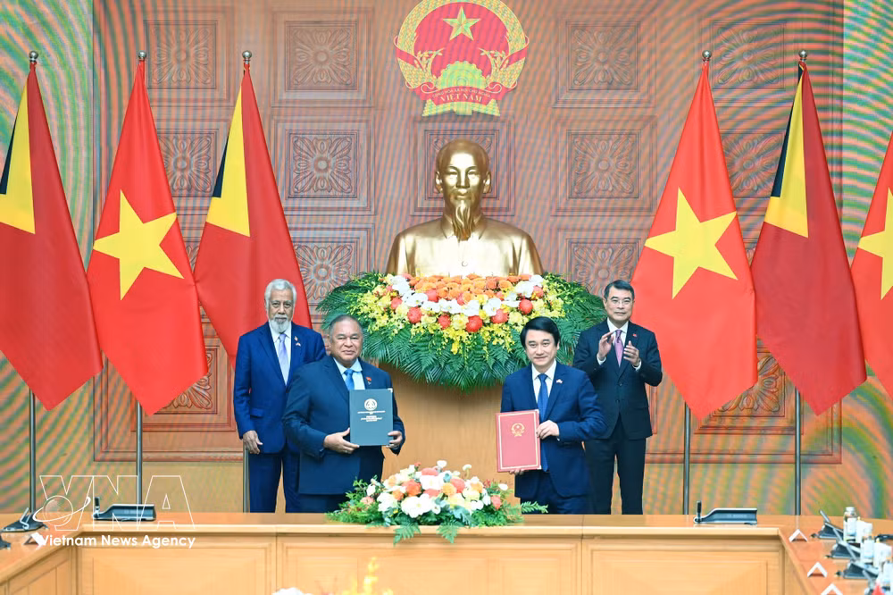 vnanet-potal-thu-tuong-le-minh-hung-don-va-hoi-dam-voi-thu-tuong-timor-leste-kay-rala-xanana-gusmao-8815547.jpg