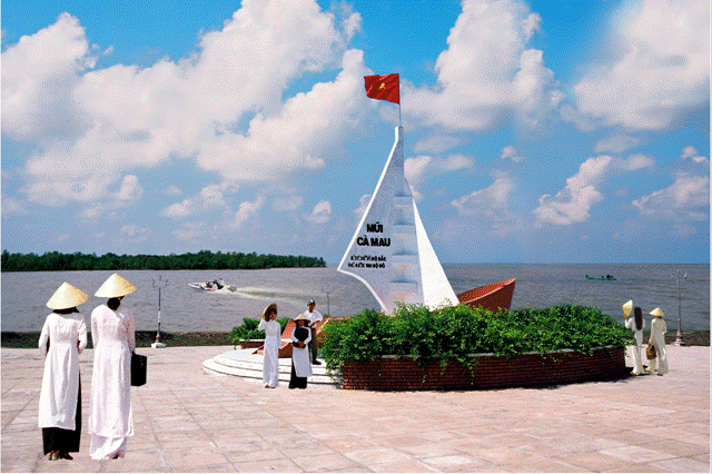 2016丙申年春节期间金瓯省接待游客量超过10.4万人次 ảnh 1 2016丙申年春节期间金瓯省接待游客量超过10.4万人次 ảnh 1