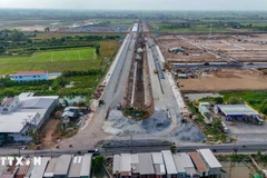 通往VSIP芹苴工业园区的道路与80号国道交汇处。图自越通社