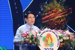 国家主席梁强发表讲话。图自越通社