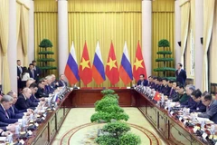 越南国家主席苏林（现为越共中央总书记苏林）于2024年6月20日中午在主席府与对越进行国事访问的俄罗斯联邦总统弗拉基米尔·普京举行会谈。图自越通社