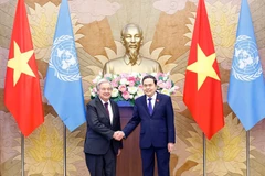 国会主席陈青敏和联合国秘书长安东尼奥·古特雷斯。图自越通社
