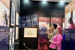“在云端播绿”展览在河内市李常杰街36号越南妇女博物馆开幕。图自越通社