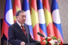 越共中央总书记苏林出席老越友谊公园落成典礼。图自越通社