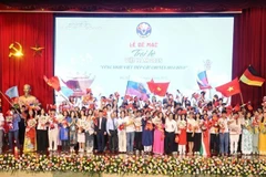 2025年越南夏令营闭幕式现场。图自越通社