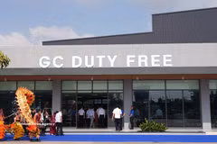 西宁省木牌国际口岸的GC免税店。图自越通社
