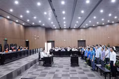 庭审现场。图自越通社