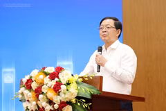 政府副总理胡国勇发表讲话。图自政府门户网站