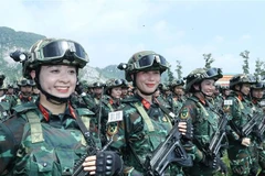本次阅兵式有7个女军方阵和2个女警方阵。图自越通社