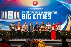 海防市荣获第五届COR证书，类别为“生物多样性与绿色空间城市”。图自越通社
