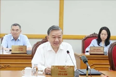 苏林总书记主持会议。图自越通社
