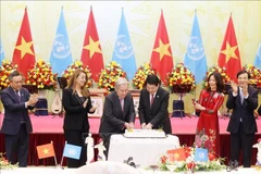 越南国家主席梁强为联合国秘书长举行欢迎宴会。图自越通社