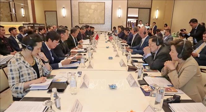 座谈会场景。图自越通社