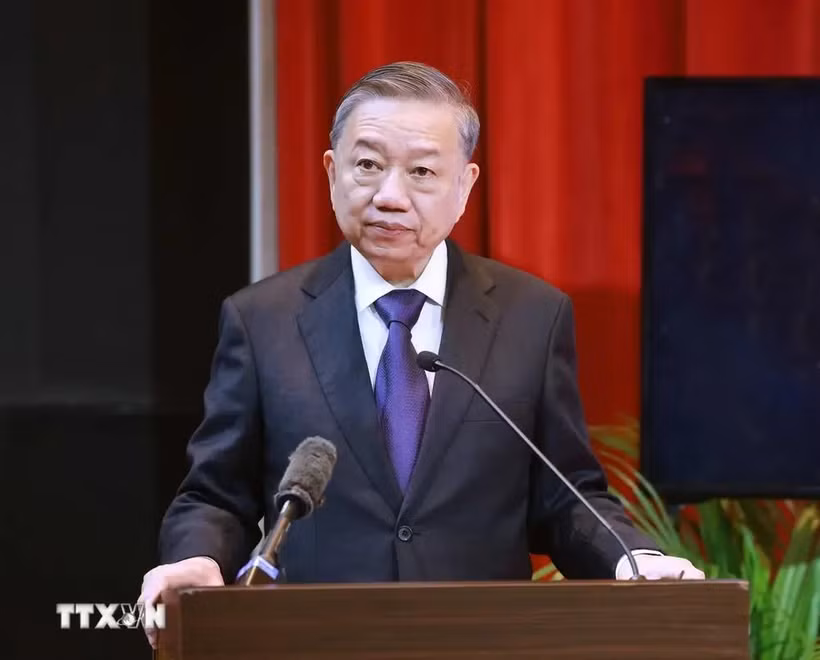 苏林总书记在马来西亚马来亚国立大学发表施政演讲。图自越通社