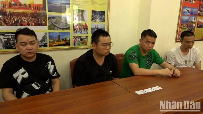 谅山边防部队逮捕组织人员非法入越南团伙。图自人民报