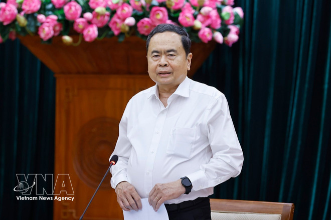 vnanet-chu-tich-quoc-hoi-du-cong-bo-quyet-dinh-kiem-tra-giam-sat-voi-ban-thuong-vu-thanh-uy-tp-ho-chi-minh-8640685.jpg
