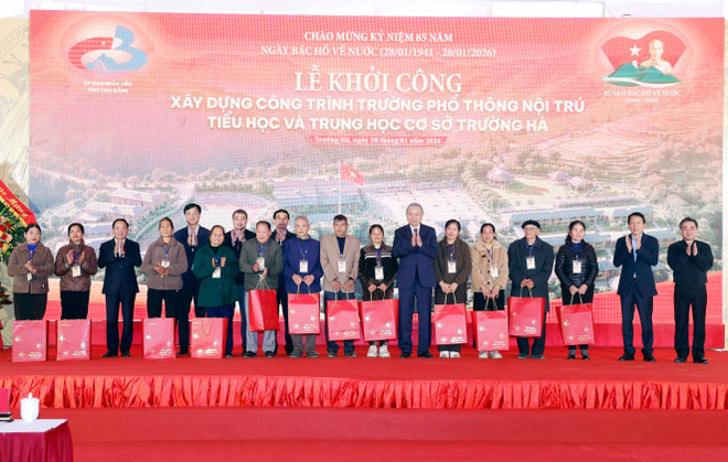 vna-potal-tong-bi-thu-du-le-khoi-cong-xay-dung-cong-trinh-truong-pho-thong-noi-tru-tieu-hoc-va-trung-hoc-co-so-truong-ha-8556805.jpg