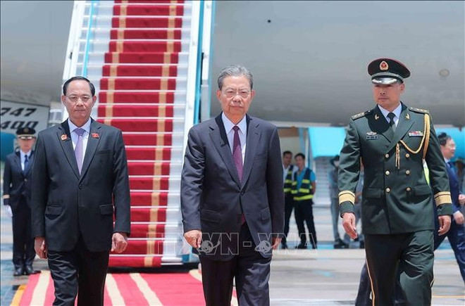 中国全国人大常委会委员长赵乐际抵达河内 开始对越南进行正式访问。图自越通社 tran-quang-phuong-2.jpg