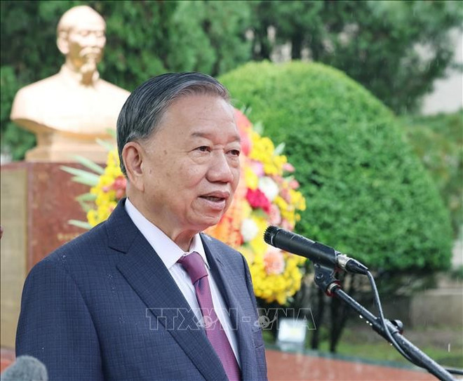苏林总书记发表讲话。图自越通社 to-lam-dprk.jpg