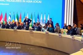 国家副主席武氏映春出席在阿塞拜疆巴库举行的亚洲相互协作与信任措施会议（亚信会议，CICA）第七次峰会并发表重要讲话。图片来源：越通社