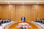 苏林总书记：提高基层干部素质是一项紧迫、具有长远意义的战略任务
