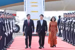 越南国家主席梁强抵达韩国开始出席2025年APEC会议周之旅