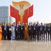 出席第十一届全国爱国竞赛表彰大会的代表合影。图自越通社