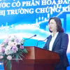 越南国家证国家证券委员会主席武氏真芳在会上发言。图自越通社