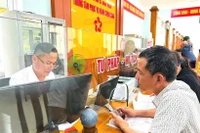 近800项行政审批事项通过国家数据实现材料精简。图自越通社