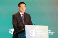 越南政府副总理胡德福发言。图自越通社