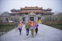 2025 年赴顺化市的游客数量大幅上升。图自越通社