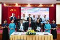 签约仪式现场。图自越通社